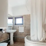 Almaville Mamaia Gæstehus Năvodari