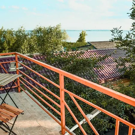 Almaville Mamaia Guest house 3*