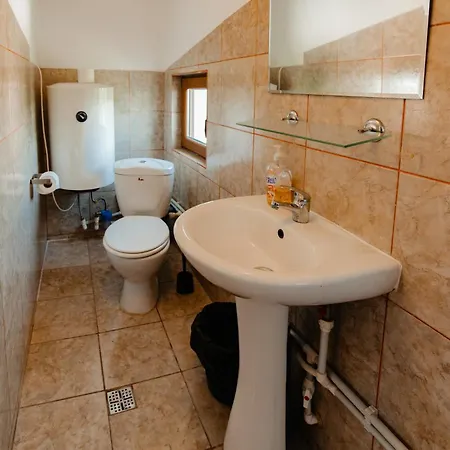Πανσιόν Almaville Mamaia