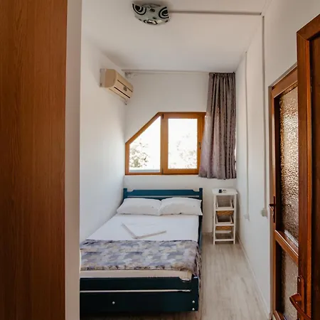 Almaville Mamaia 3*