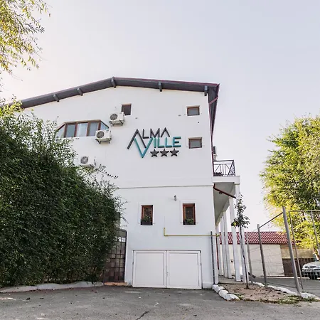 Almaville Mamaia Guest house Navodari