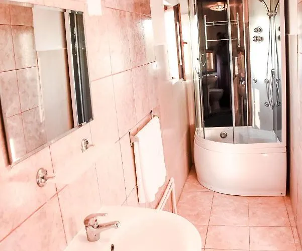 Almaville Mamaia Maison d'hôtes Năvodari